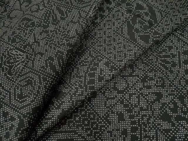 平和屋着物●本場大島紬 7マルキ 色紙重ね吉祥花唐草文 正絹 逸品 CAAW8467yc