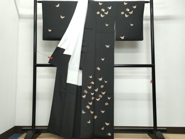 平和屋着物●訪問着 舞蝶文 黒地 金彩 鬼しぼ縮緬 正絹 逸品 CAAX1117vf