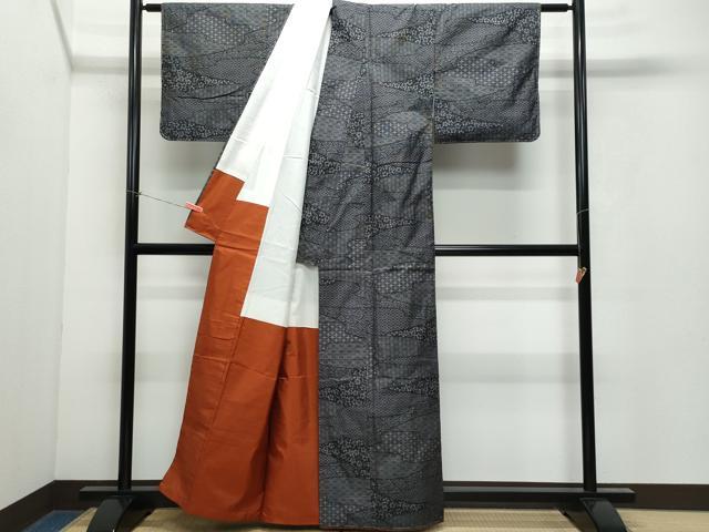 平和屋着物●本場大島紬 9マルキ 吉祥花文 正絹 逸品 CAAX1130vf
