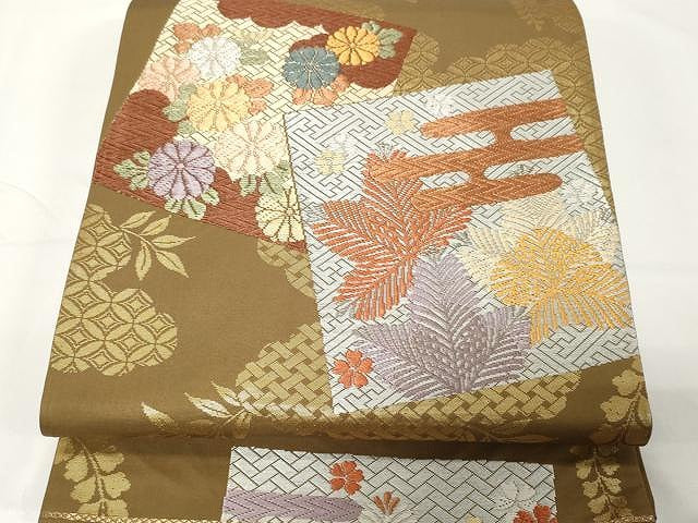 平和屋着物●六通柄袋帯 唐織 色紙重ね花文 金銀糸 正絹 逸品 CAAX9418yk