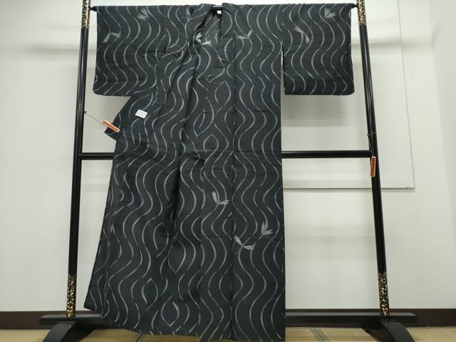 平和屋着物∴夏物 夢工房 浴衣 トンボ 蜻蛉 流水文 黒地 綿 逸品 CAAY4642ng