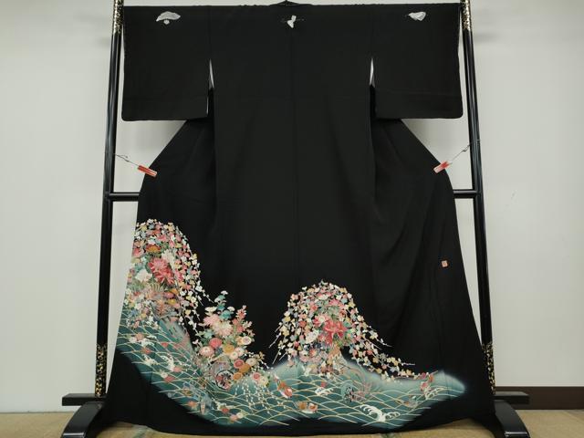 平和屋着物●豪華黒留袖 友禅 作家物 立波陶器花文 暈し染め 正絹 逸品 未使用 CAAY4927ut