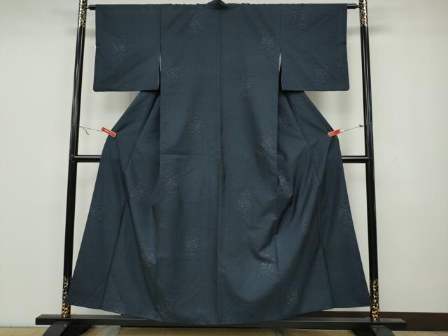 平和屋着物●本場大島紬 9マルキ 舞花文 正絹 逸品 CAAY5112ut