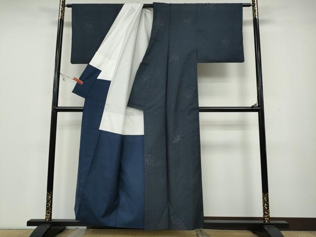 平和屋着物●本場大島紬 9マルキ 舞花文 正絹 逸品 CAAY5112ut