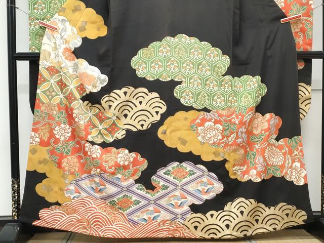 平和屋着物●セミアンティーク 豪華振袖 雲重ね花文 黒地 金彩 伊勢丹扱い 正絹 逸品 CAAY9544th
