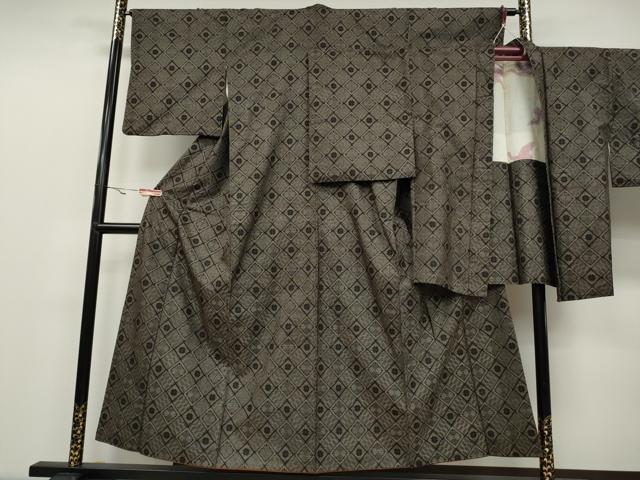 平和屋着物●本場大島紬 龍郷絣 アンサンブル 菱花文 正絹 逸品 CAAZ2658ut