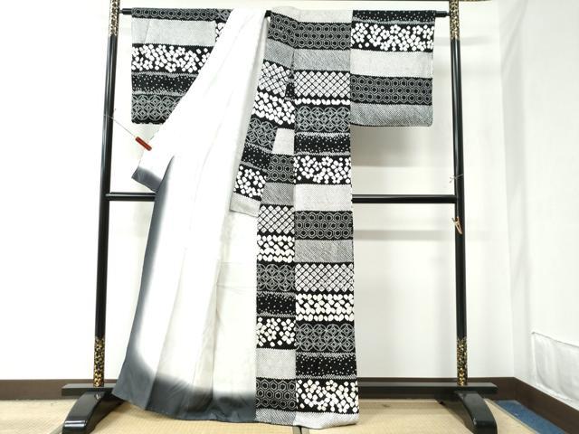 平和屋着物●上質な小紋 総絞り 横段吉祥文 黒地 正絹 逸品 未使用 CAAZ3096yc