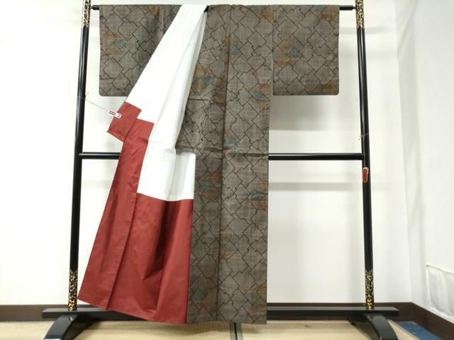 平和屋着物●本場大島紬 7マルキ 吉祥枝松葉文 正絹 逸品 CAAZ3119yc
