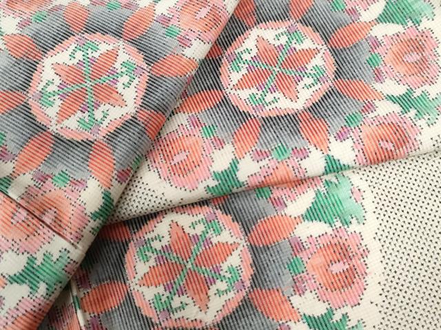 平和屋着物○本場大島紬 白大島 9マルキ 総絣 正倉院花