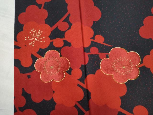 平和屋着物●豪華振袖 駒刺繍 枝梅文 黒地 金彩 正絹 逸品 CAAZ3400yc