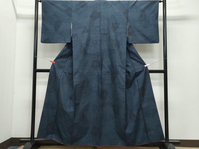 平和屋着物●結城紬 100亀甲 切嵌花唐草文 正絹 逸品 CAAZ8195vf