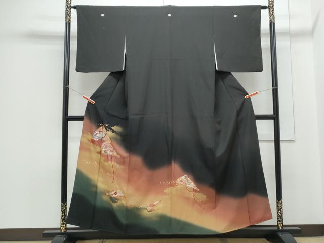 平和屋着物▼豪華黒留袖 総刺繍 扇面飛鶴花文 暈し染め 金彩 正絹 逸品 CAAZ8842th