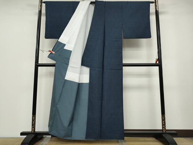 平和屋着物●本場大島紬 7マルキ 亀甲文 正絹 逸品 CABA1902ut