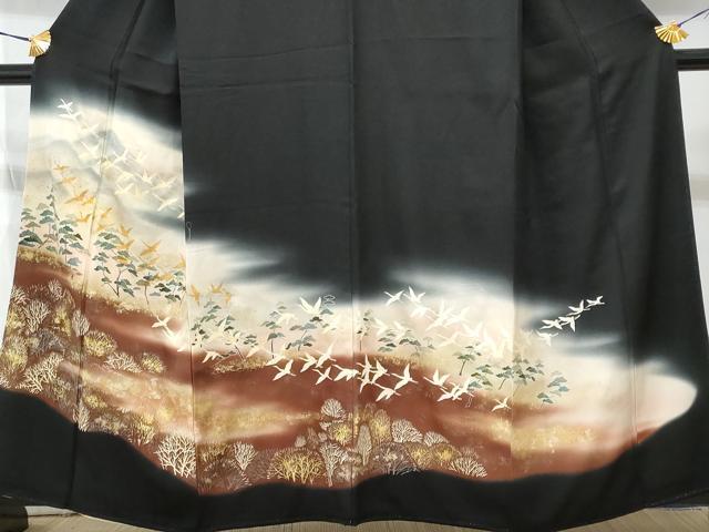 平和屋着物■豪華黒留袖 遠山飛鶴草木文 暈し染め 金彩 正絹 逸品 CABA2583fb