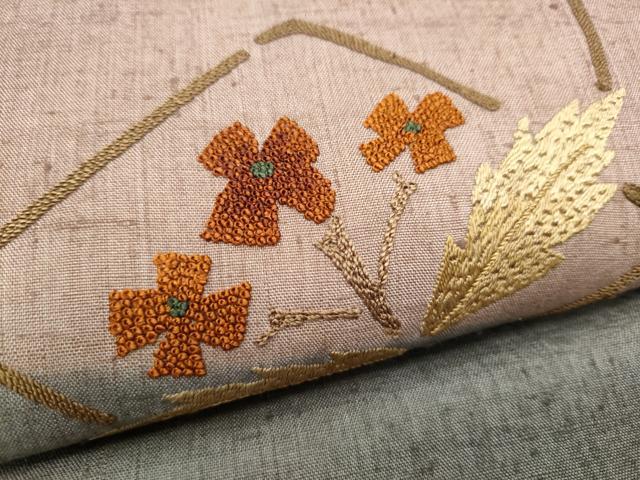 平和屋着物●中国三大刺繍 相良刺繍 総刺繍 九寸名古屋帯 紬地 菱草花文 正絹 逸品 CABA4877hy