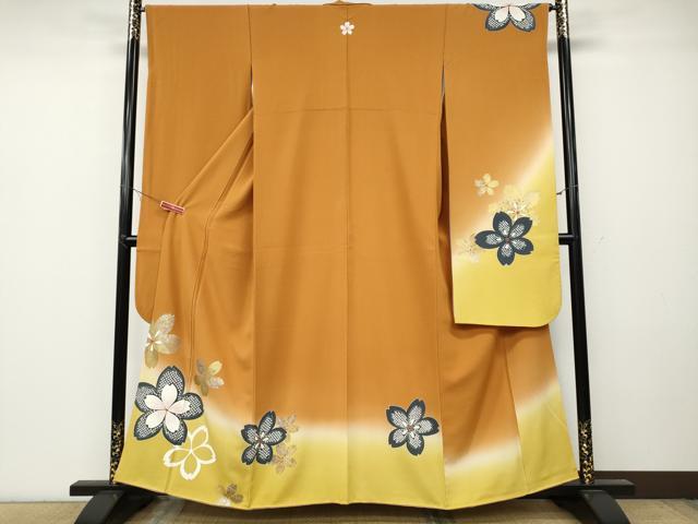 平和屋着物●中村玉緒 振袖 舞桜文 暈し染め 金銀彩 正絹 逸品 CABA8259ut