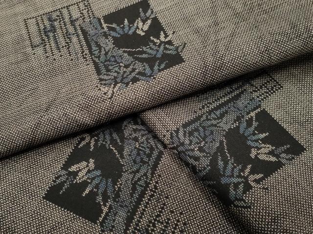 平和屋着物●本場大島紬 9マルキ 色紙重ね笹竹文 正絹 逸品 未使用 CABA9691gh
