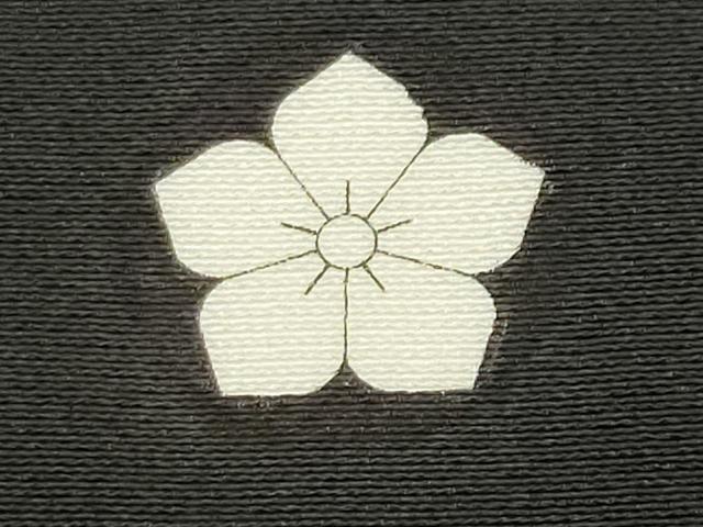 平和屋着物●新匠工芸士会会員 吉田匡廣 黒留袖 刺繍 松梅文 金彩 ロング丈 正絹 逸品 未使用 CABB0070gh