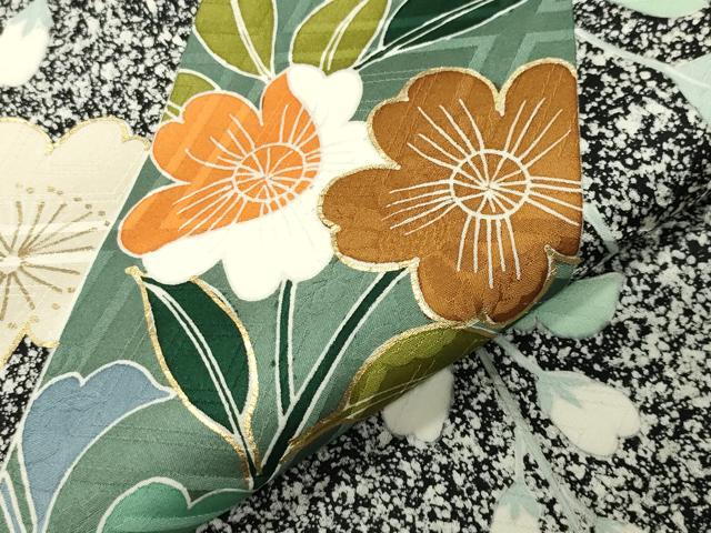 平和屋着物●豪華振袖 駒刺繍 舞花文 金彩 正絹 逸品 CABB0081gh