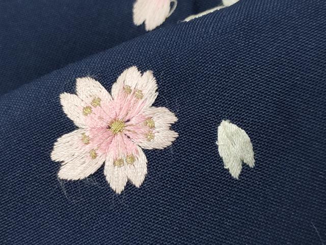 平和屋着物●女性 行灯袴 総刺繍 舞桜文 留紺色 金糸 洗える着物 CABB0282gh