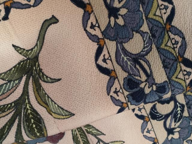 平和屋着物●訪問着 作家物 手描き 更紗枝花文 暈し染め 鬼しぼ縮緬 正絹 逸品 未使用 CABB4114yc