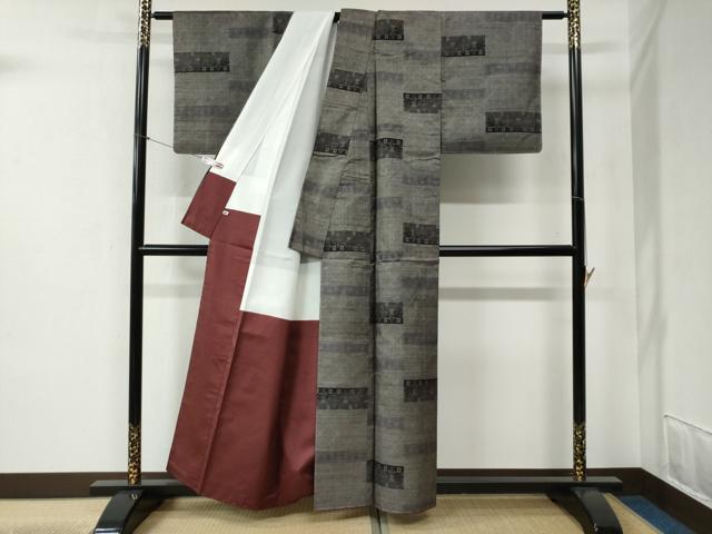 平和屋着物●本場大島紬 9マルキ 短冊吉祥花文 さが美扱い 正絹 逸品 未使用 CABB4521yc