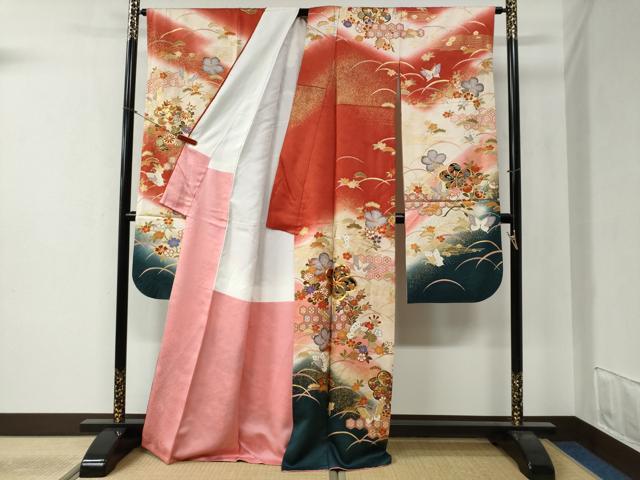 平和屋着物●豪華振袖 駒刺繍 吉祥花蝶文 暈し染め 金彩 正絹 逸品 CABB4590yc