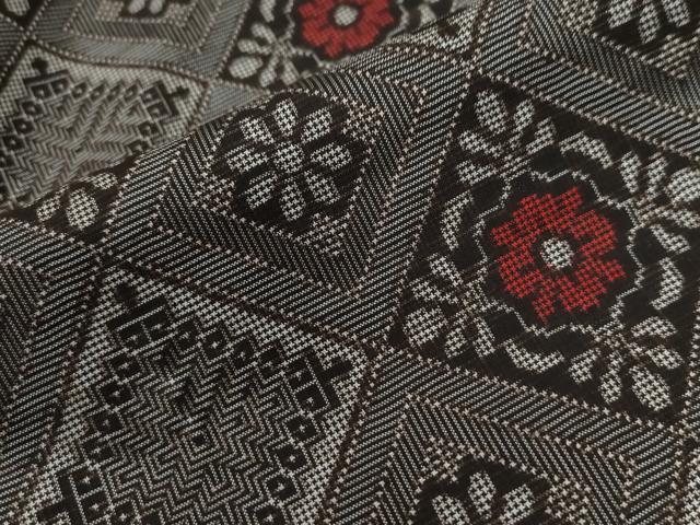 平和屋着物●本場大島紬 龍郷絣 証紙付き 正絹 逸品 CABB4792yc