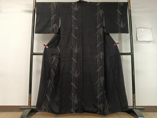 平和屋着物●本場結城紬 重要無形文化財 80亀甲 飛び亀甲柄 笹竹文 正絹 逸品 CABB5098vp