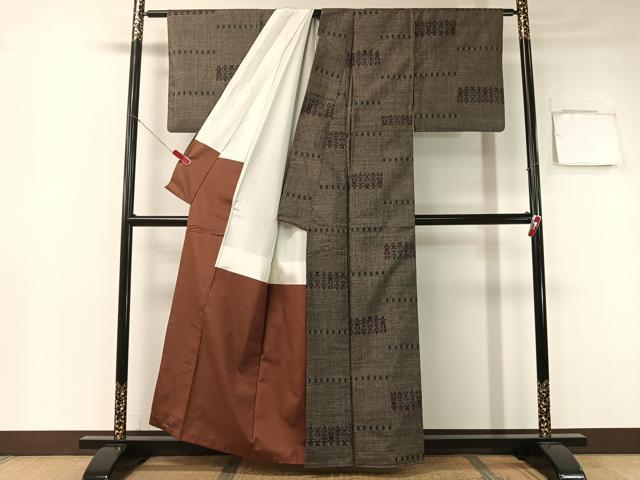 平和屋着物●本場大島紬 9マルキ 横段吉祥文 正絹 逸品 CABB5121vp