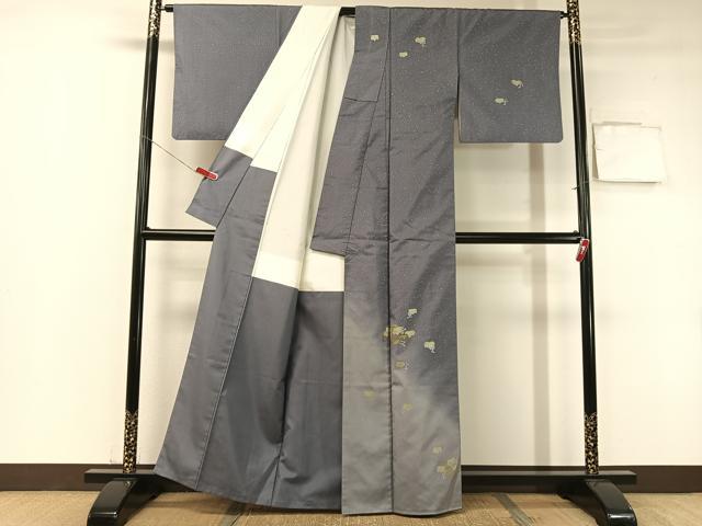 平和屋着物●本場染大島紬 訪問着 刺繍 葡萄蔦の葉丸文 金銀彩 正絹 逸品 CABB5171vp