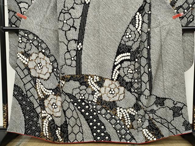 平和屋着物●豪華振袖 総絞り 駒刺繍 吉祥花文 黒地 金彩 さが美扱い 正絹 逸品 CABB6298ut