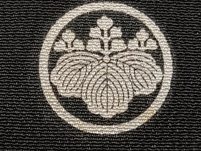 平和屋着物■豪華黒留袖 駒刺繍 枝梅松文 金彩 正絹 逸品 CABB8746xi