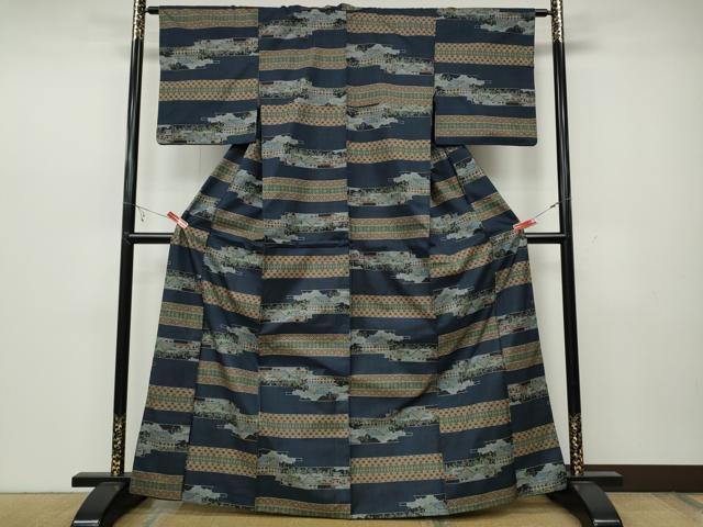 平和屋着物●本場大島紬 7マルキ 横段風景文 正絹 逸品 CABC2212ut