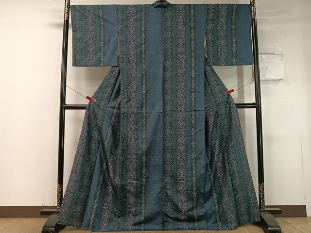平和屋着物●都喜ヱ門 本場大島紬 藤絹織物謹製 9マルキ 花唐草間道 正絹 逸品 CABC2688vp