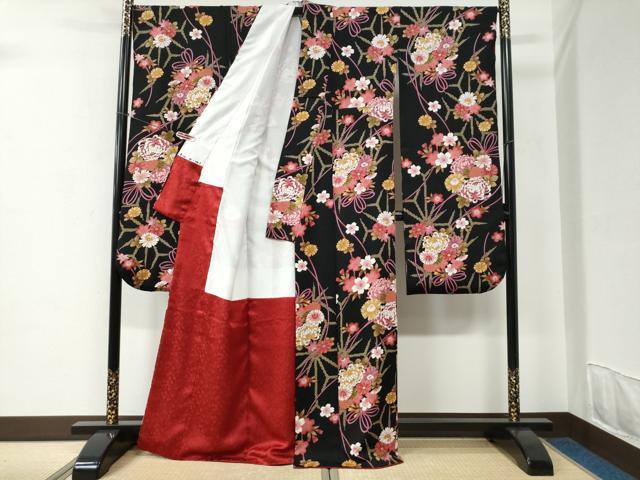 平和屋着物●豪華振袖 乱菊草花文 黒地 金彩 正絹 逸品 CABC6865yc