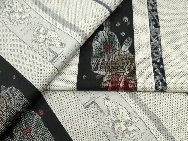 平和屋着物●本場大島紬 白大島 9マルキ 人物間道 正絹 逸品 CABC7042yc