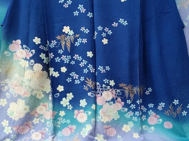 平和屋着物●豪華振袖 駒刺繍 網目舞花文 暈し染め 銀通し地 仮絵羽 逸品 未使用 CABC7132yc