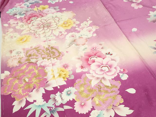 平和屋着物●豪華振袖 舞花文 ラメ糸 暈し染め 銀通し地 仮絵羽 逸品 未使用 CABC7144yc