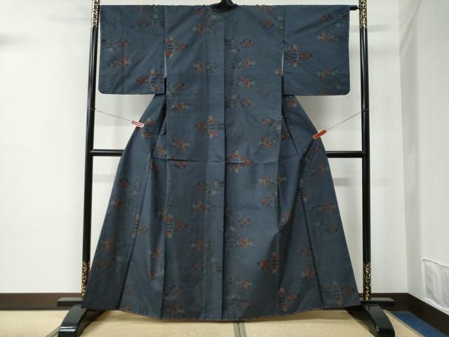平和屋着物●本場大島紬 9マルキ 雲取りエ霞雲取り花唐草文 正絹 逸品 未使用 CABC7177yc