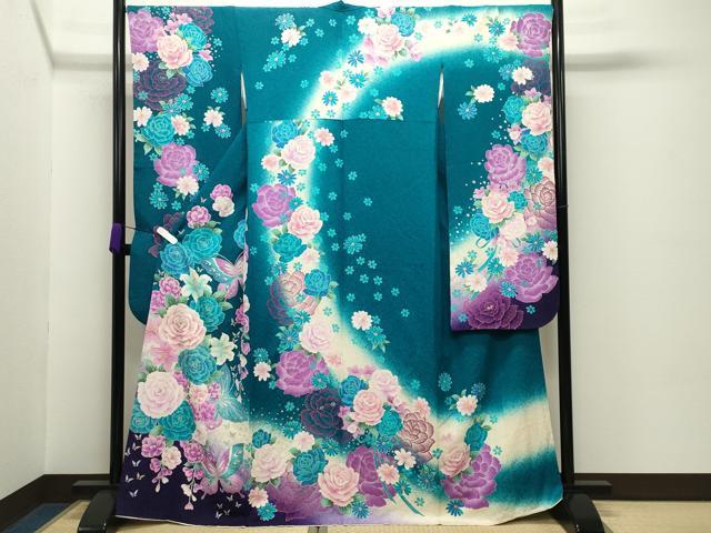 平和屋着物●豪華振袖 刺繍 舞蝶花文 暈し染め 金銀彩 銀通し地 正絹 逸品 CABC8371gh