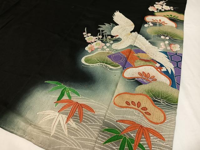 平和屋着物●アンティーク 大正ロマン 黒留袖 手描き 飛鶴扇面松竹梅 暈し染め 金彩 正絹 逸品 CABC9806vp