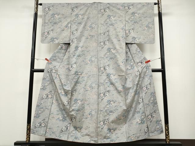 平和屋着物●本場大島紬 白大島 7マルキ 道長花文 正絹 逸品 未使用 CABD0152ut
