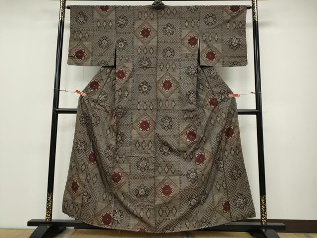 平和屋着物●本場大島紬 龍郷絣 吉祥花文 正絹 逸品 CABD0158ut