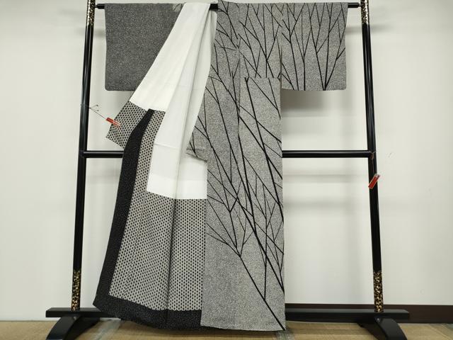 平和屋着物●二代目 川村久太郎 訪問着 枝木文 たたき染め 黒地 正絹 逸品 CABD0229ut