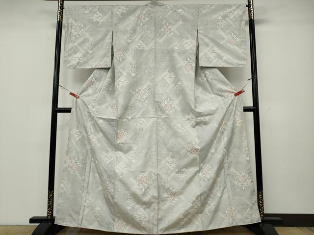平和屋着物●本場大島紬 白大島 120亀甲 菱吉祥文 正絹 逸品 CABD0248ut