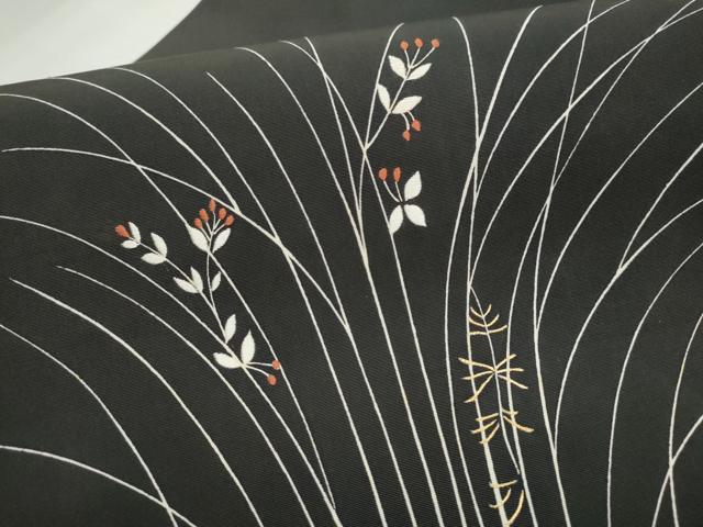平和屋着物●塩瀬 九寸名古屋帯 草花文 黒地 金糸 正絹 逸品 CABD0421hy