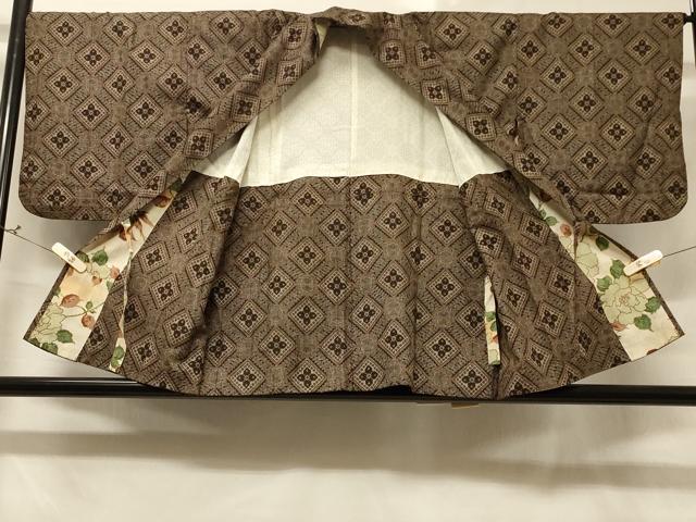 平和屋着物∞本場大島紬 道中着 龍郷絣 花菱文 正絹 逸品 CABD1295in