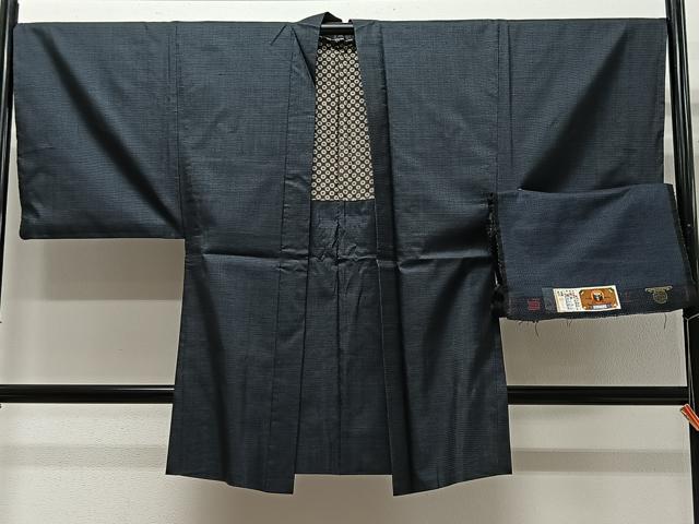 平和屋着物∞男性 長羽織 本場大島紬 100亀甲 総詰め 証紙付き 正絹 逸品 CABD4402ua