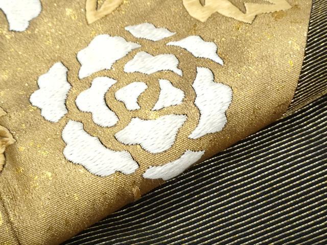 平和屋着物▼豪華黒留袖 駒刺繍 色紙重ね花文 金彩 正絹 逸品 CABD5221th